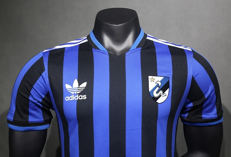 Player version Inter Milan Retro Special Soccer retro kit