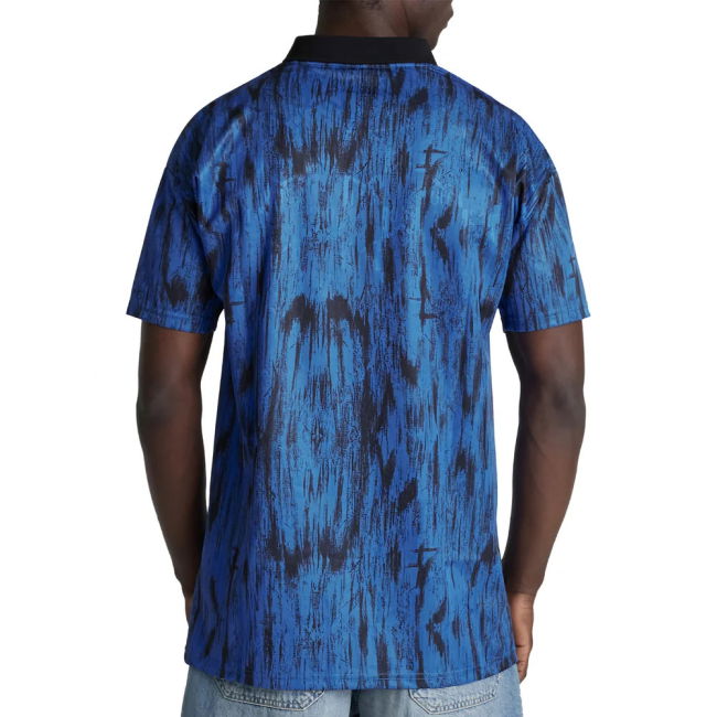 1992-1993 Man Utd Away - Spacious Storage - Ergonomic Design