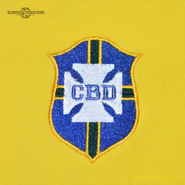 Brazil 1970 World Cup No 10 Kids Retro Football Shirt