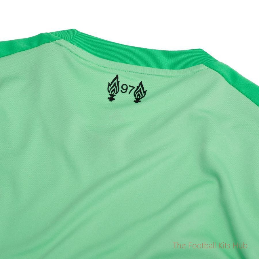 Men Liverpool Goalkeeper Shirt 2025/26