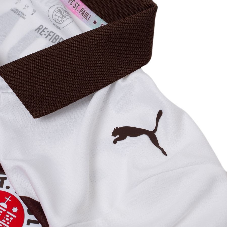 St. Pauli Away Shirt 2025/26 For Algeria Football Fans