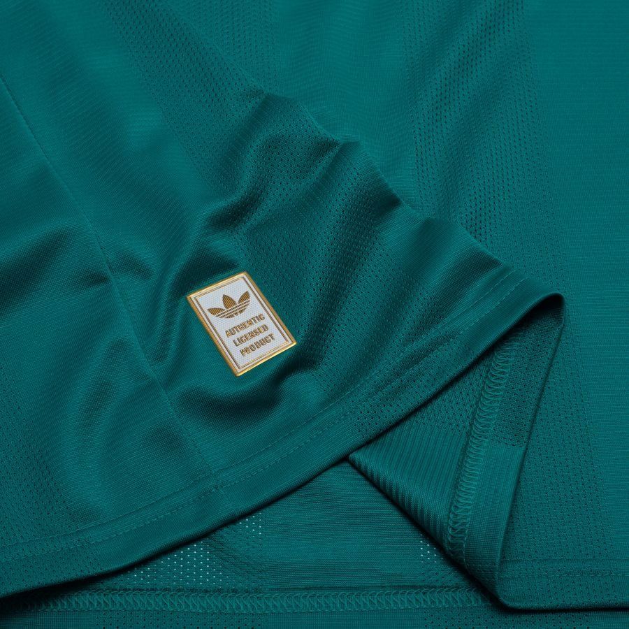 Liverpool 3rd Shirt Champions League 2025/26 Authentic