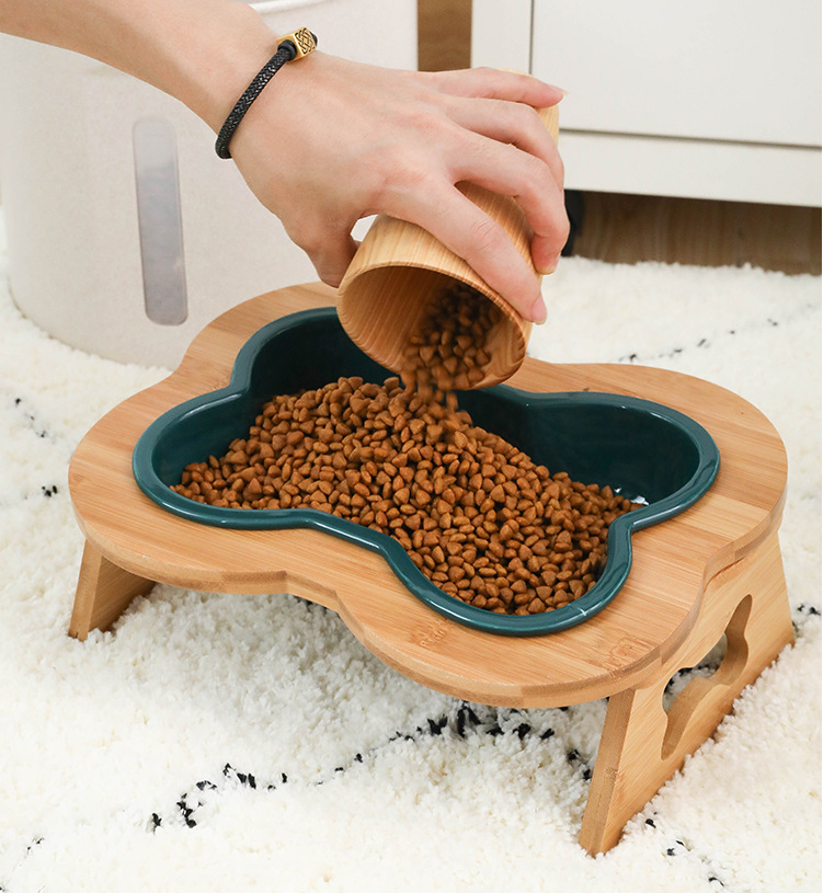 BoneSecure Frenchie Bowl Anti-Overturning Ceramic Bowl in Bone Shape