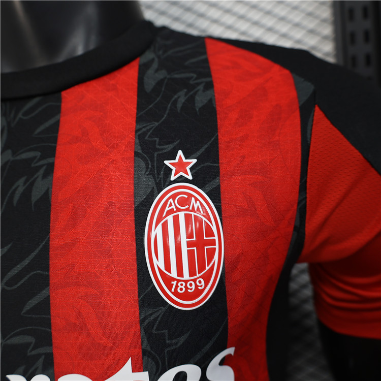 Official Authentic AC Milan 2526 Home Match Football Shirt