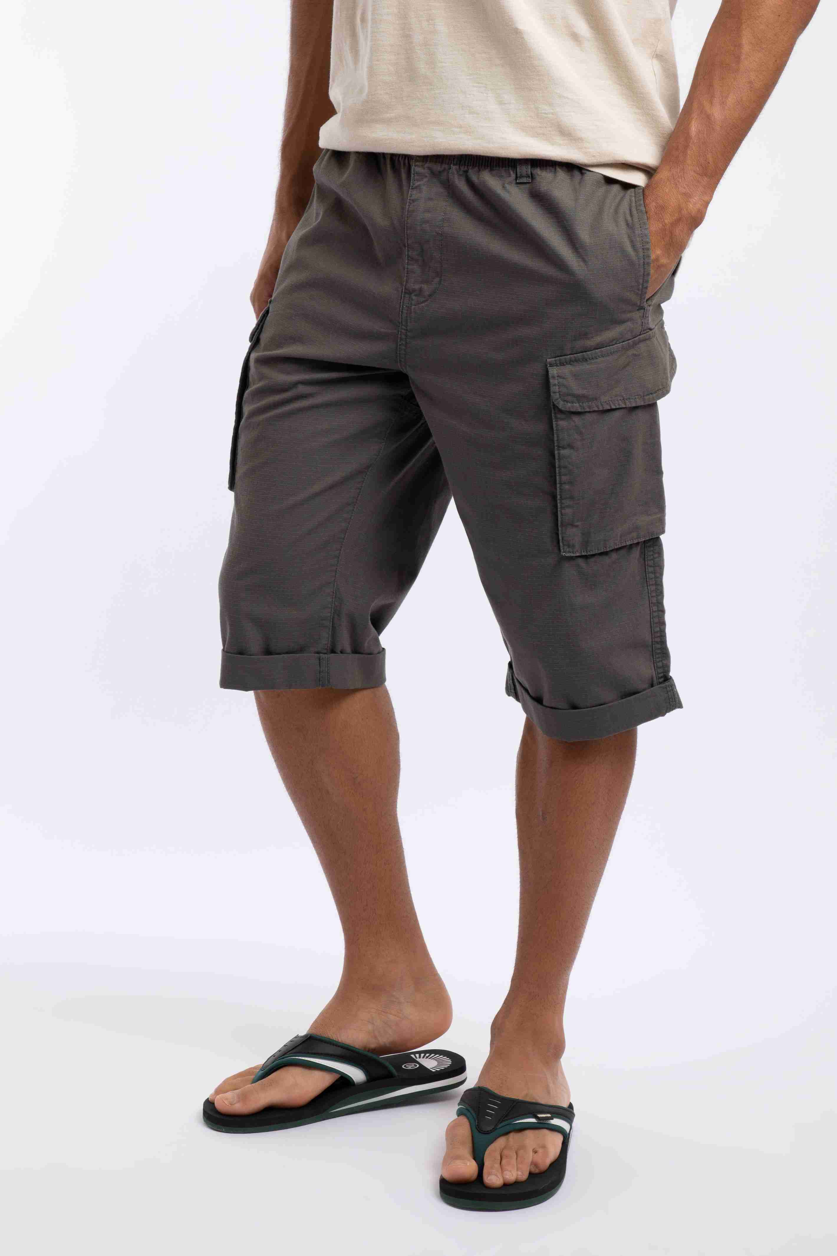 Summersville 3/4 Length Ripstop Cargo Shorts Dark Grey