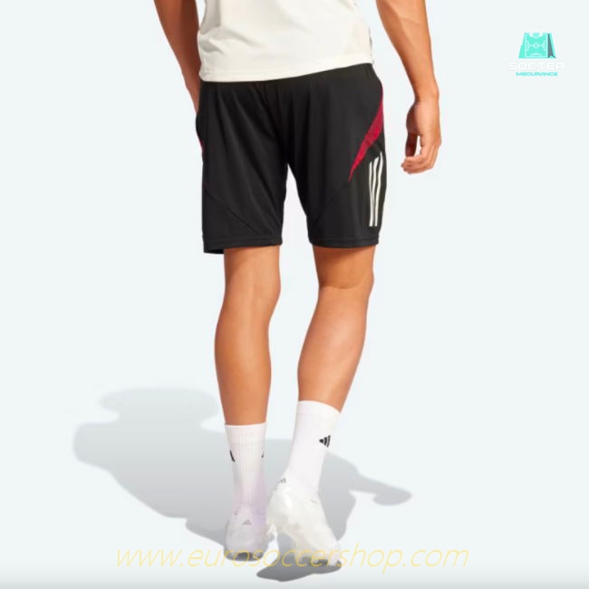2024-2025 Man Utd Training Shorts (Black)