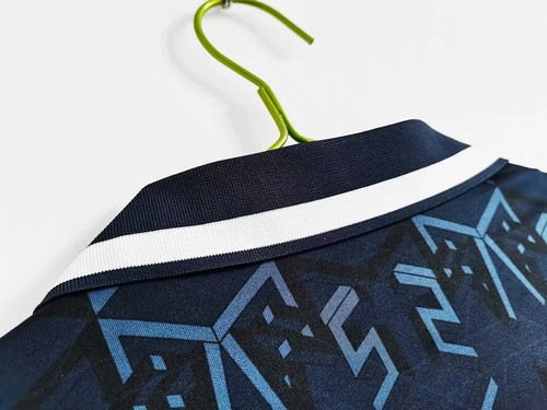 Local - High-end - Fifa World Cup - High-end - Trendy Design