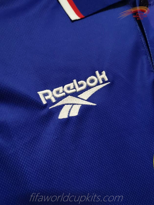 Primary Soccer Uniform of Fiorentina 95-96