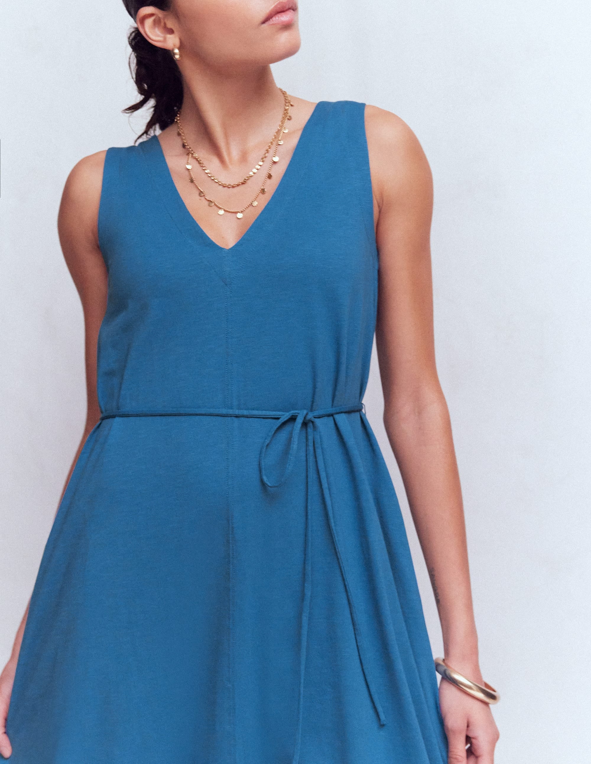 Mia V-neck Jersey Midi Dress