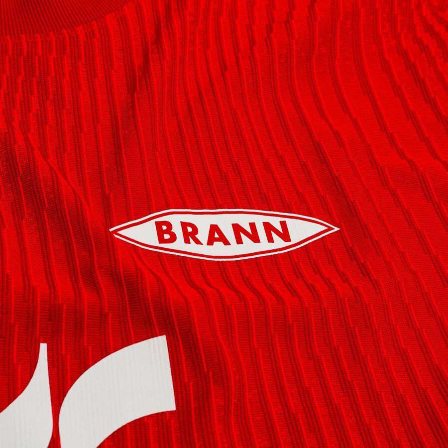 [EFKS] SK Brann Europa Player Edition Home Apparel 2025/26