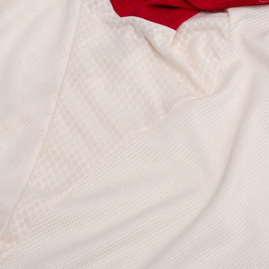 Liverpool Away Shirt 2025/26 Authentic