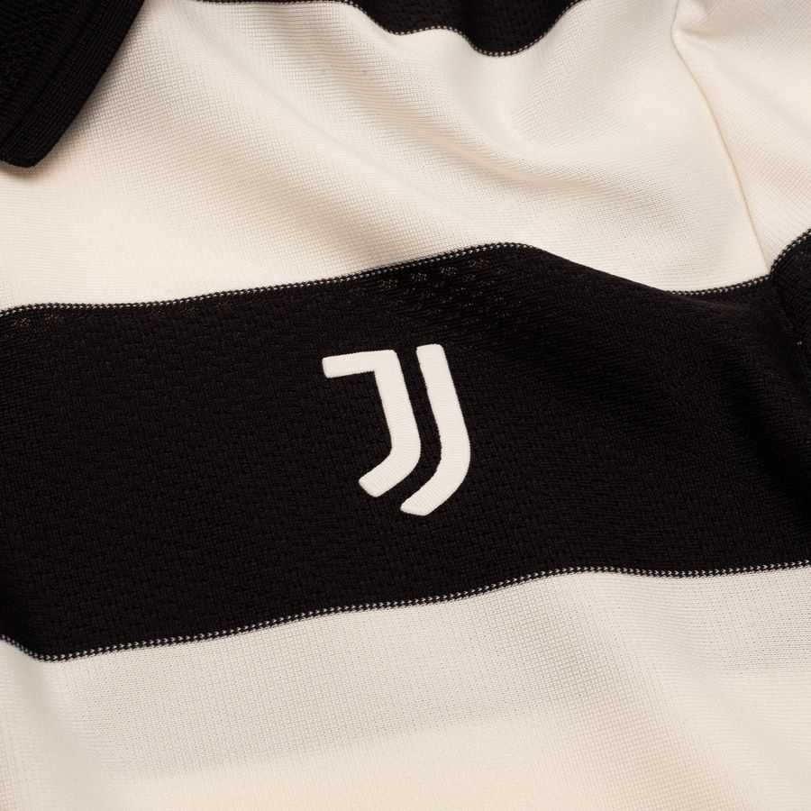 Juventus X Sgura Fourth Shirt 2025/26 Long Sleeves