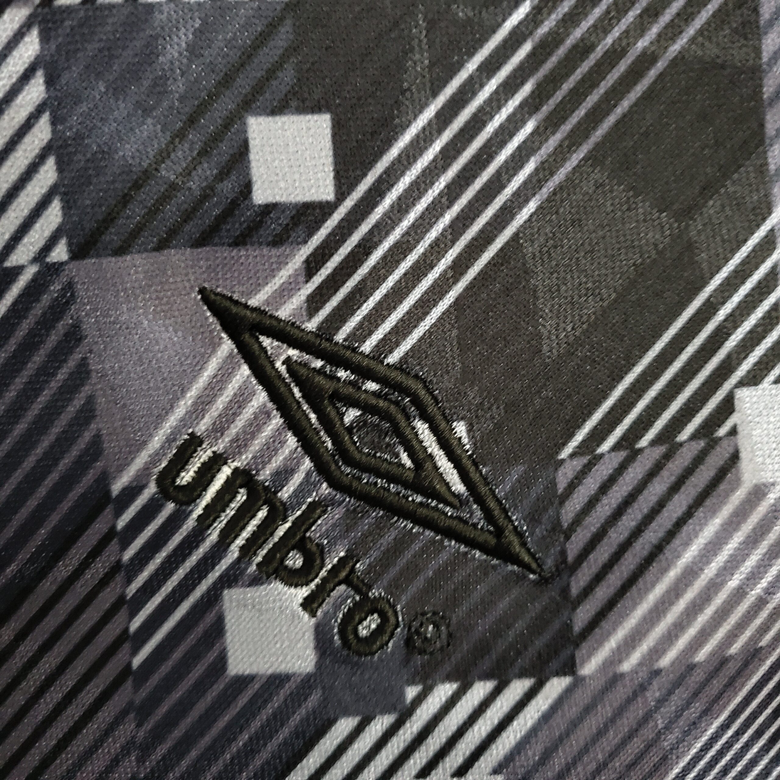 1990 England Black retro kit