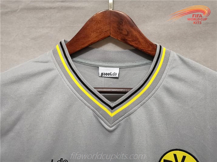Dortmund Soccer Jersey 99-00 season Visiting