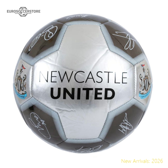 Outstanding Newcastle United Fc Sig 26 Skill Ball - Collectors Item