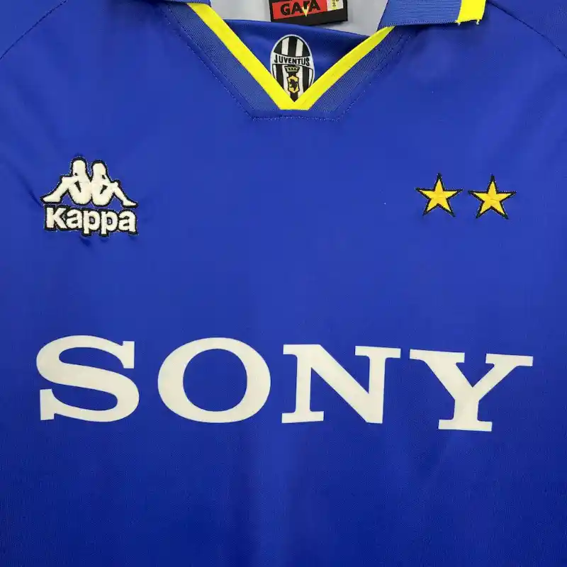 1996-1997 Juventus Jersey retro kit