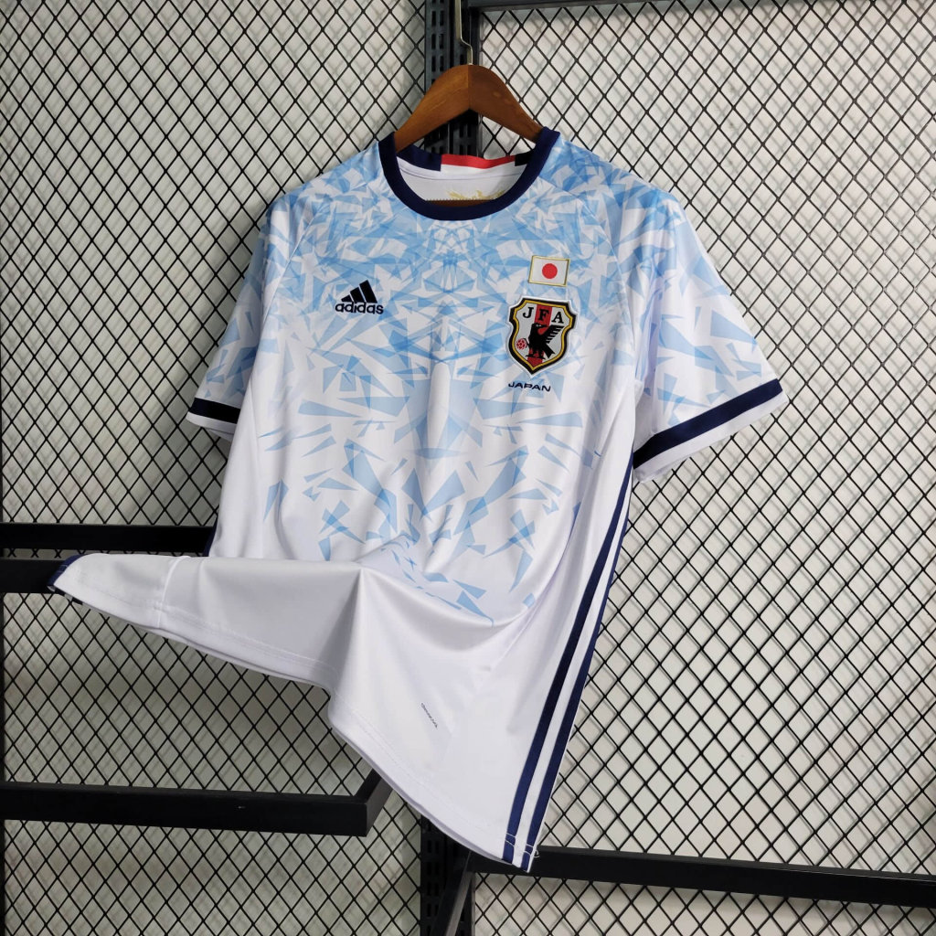 Durable Japan 1617 Away Retro Soccer Jersey Football Shirt