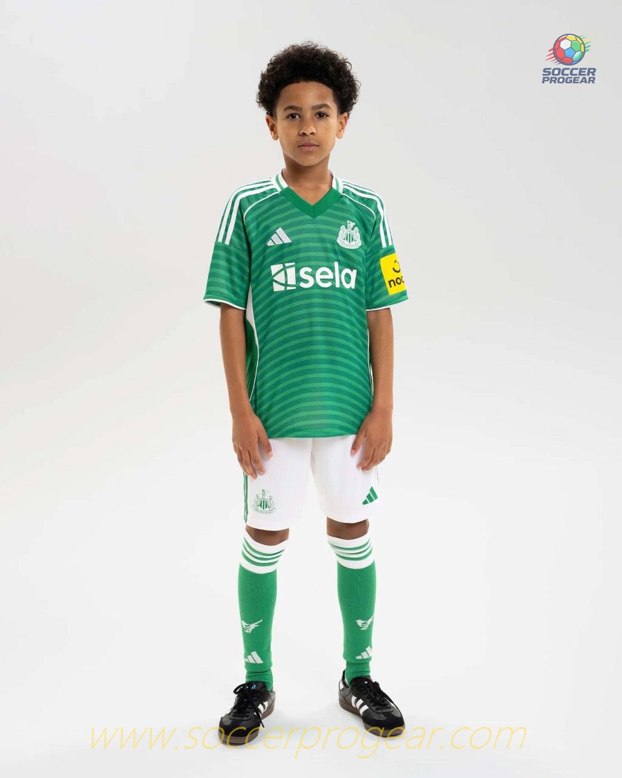 Newcastle Children's Edition Away Soccer Shirt 2025-2026 Season
