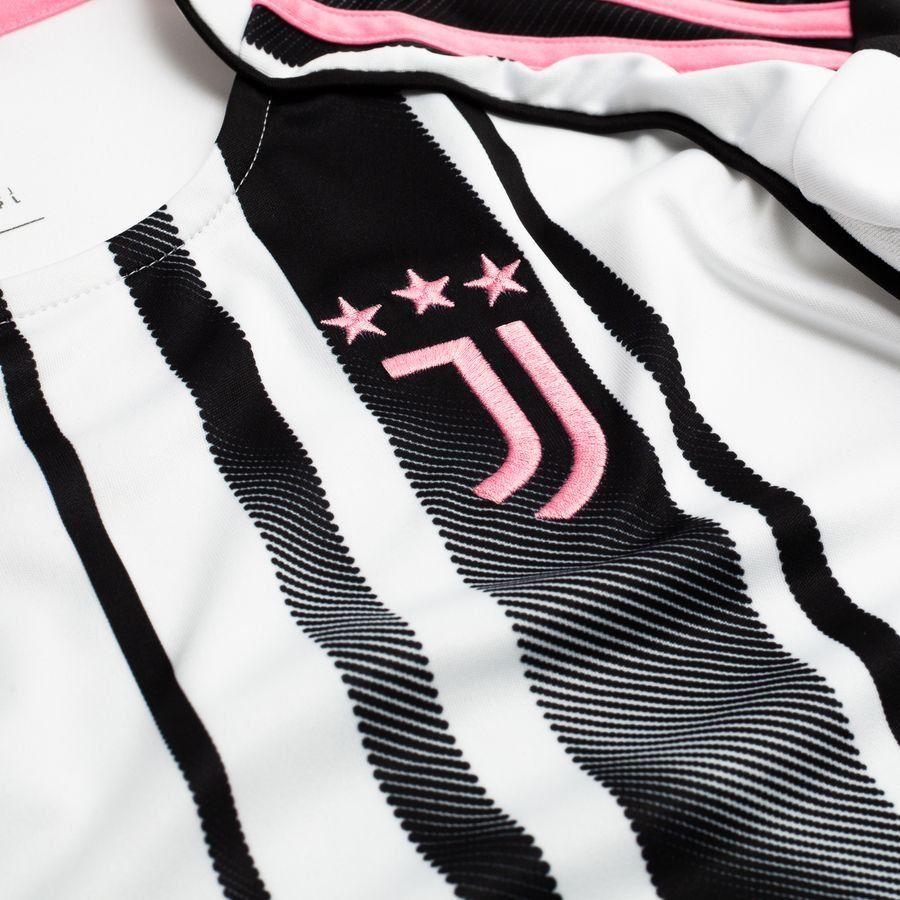 Juventus Home Shirt 2025/26 Women In Multiple Adult Sizes