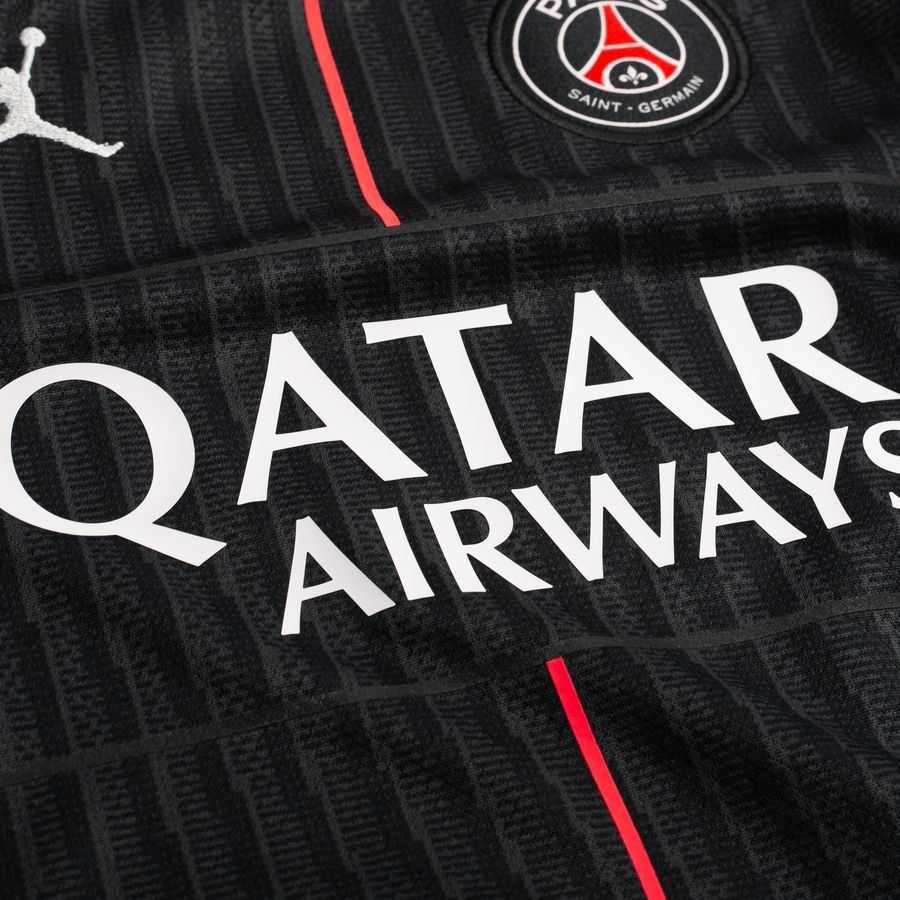 Paris Saint Germain Fourth Shirt 2025/26 Kids