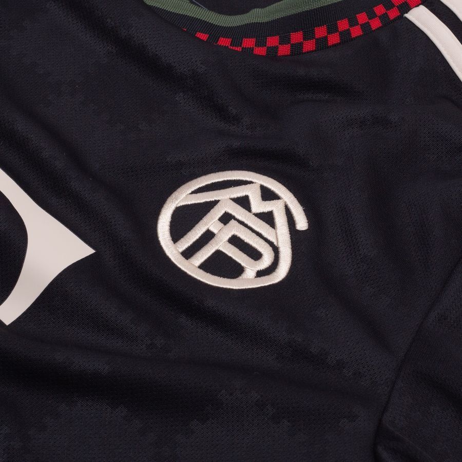 Bayern München 3rd Shirt 2025/26 For Algeria Football Fans