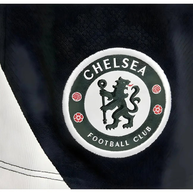 Chelsea Strike Training Shorts 2025-2026 edition (Junior