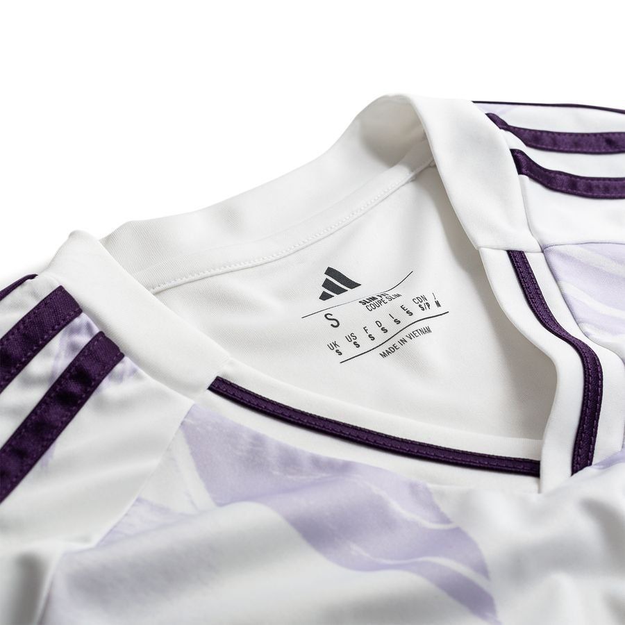 Manchester United Away Shirt 2025/26
