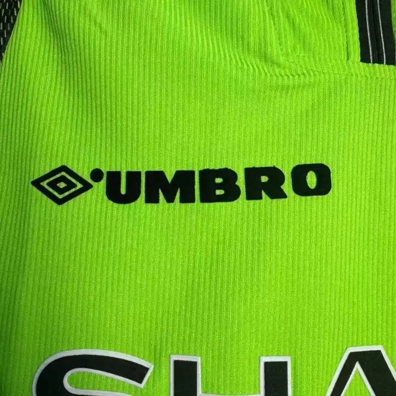 1998-1999 Manchester United Goalkeeper Long Sleeve Soccer retro kit