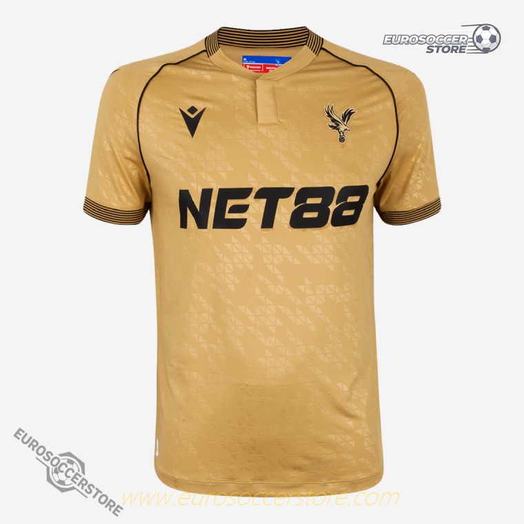 Away Jersey of Crystal Palace, featuring BENITEZ with the number 44 for the 25-26 season.