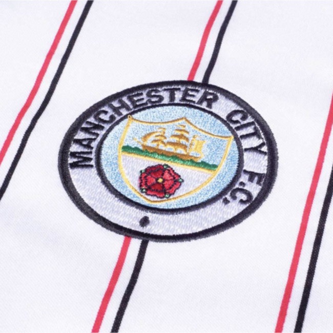 [JED] Manchester City 1982 Away Retro Football Shirt (Hartford 4)