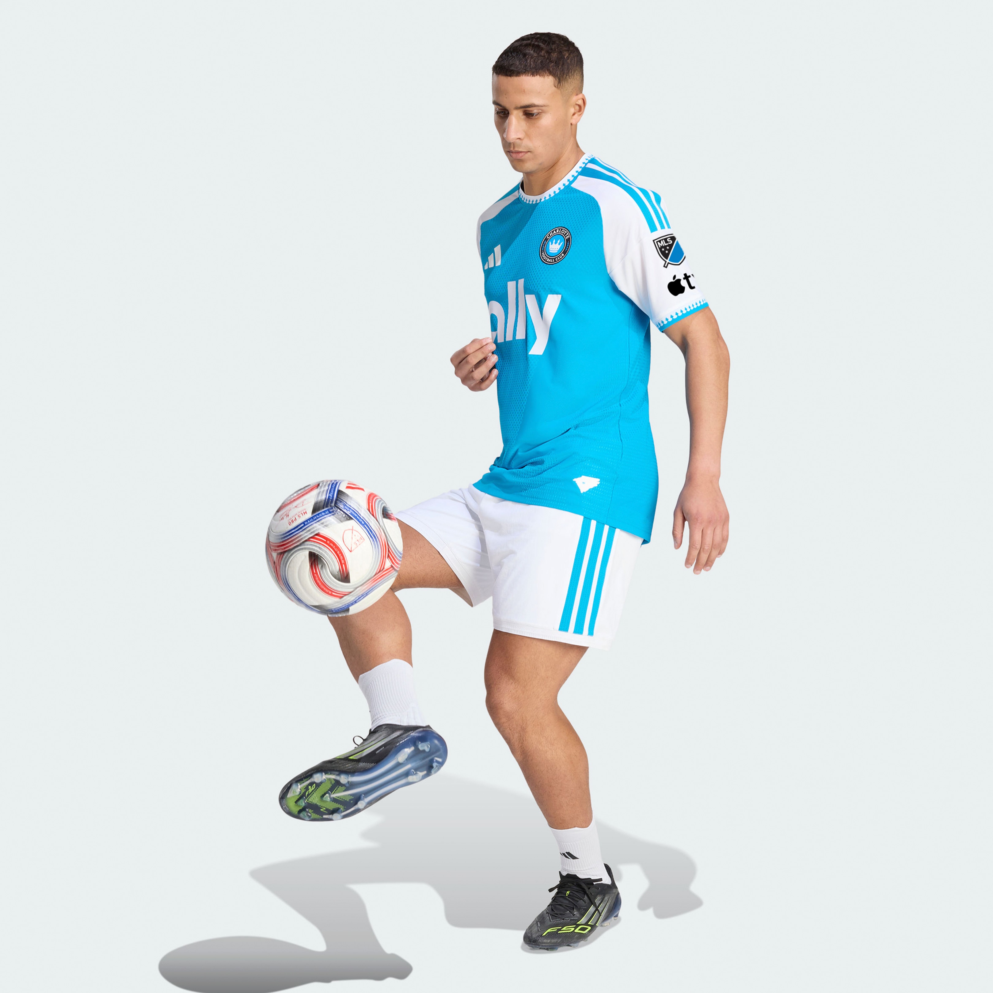 [SJH] Charlotte FC 2026 Carolina Kit: Crowns Up On-Field Authentic Patch Jersey - Blue
