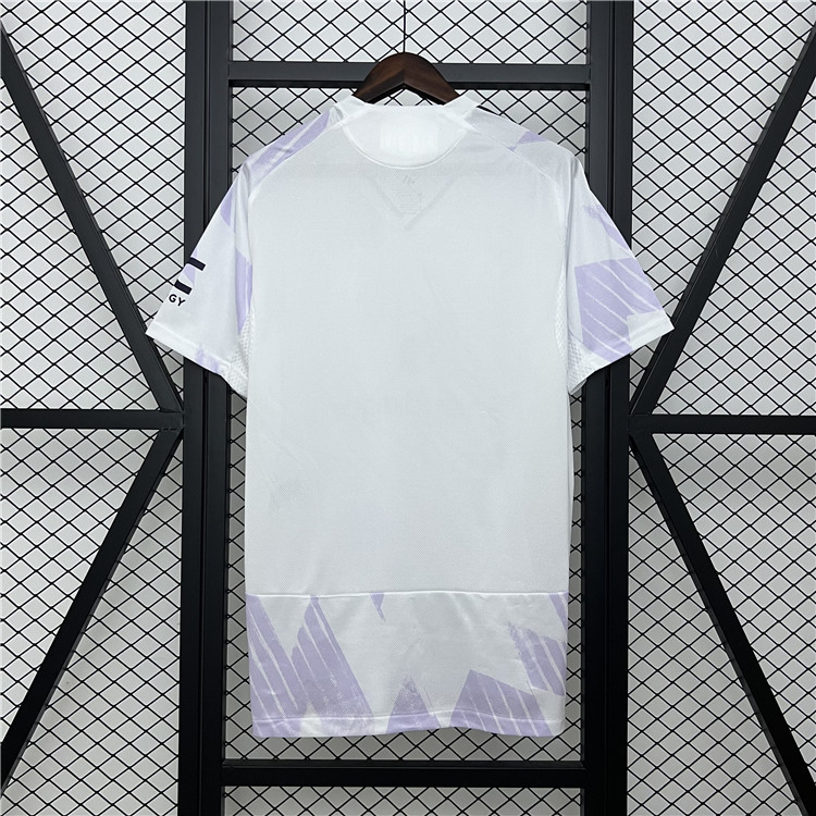 Manchester United 2526 Away Shirt - Official Replica 22364