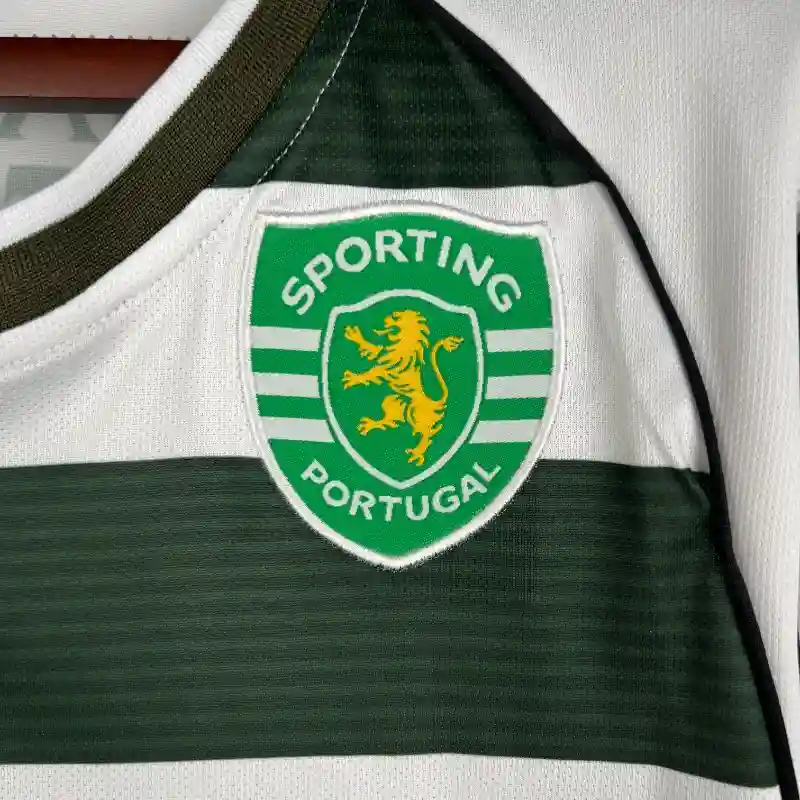 2001-2003 Sporting Lisbon Long Sleeve Jersey retro kit