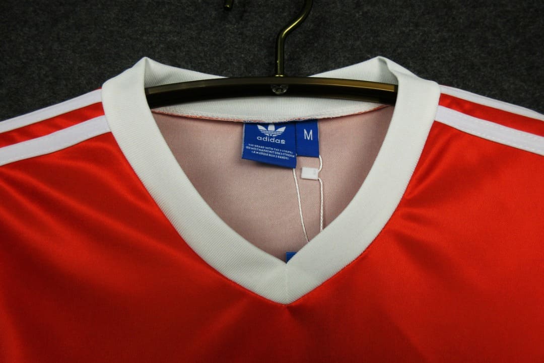 year 1979 Nottingham Forest Soccer Jersey