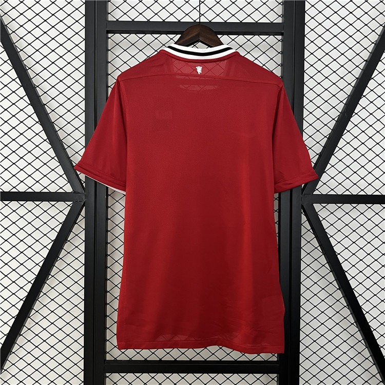 Manchester United 1112 Home Retro Football Shirt - Official Replica