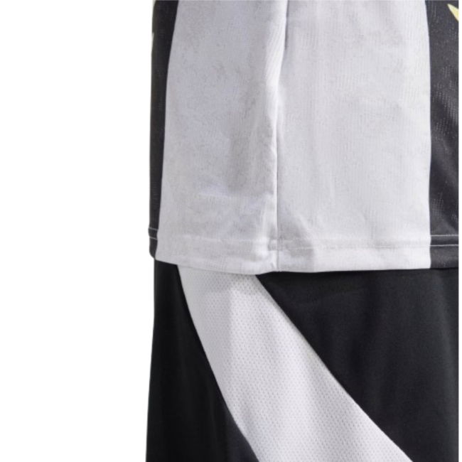 Juventus Classic Jersey 2025