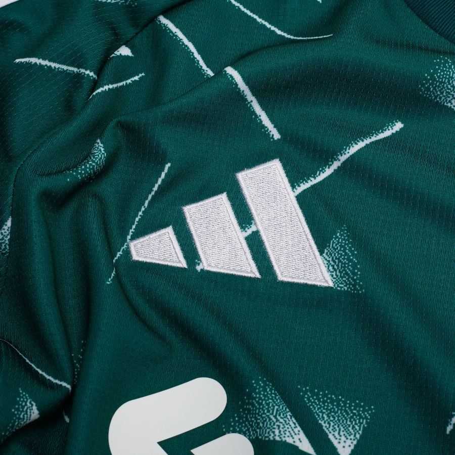 Liverpool Goalkeeper Shirt 2026/27