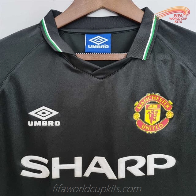 Manchester United 98-99 Away Black Football Kit