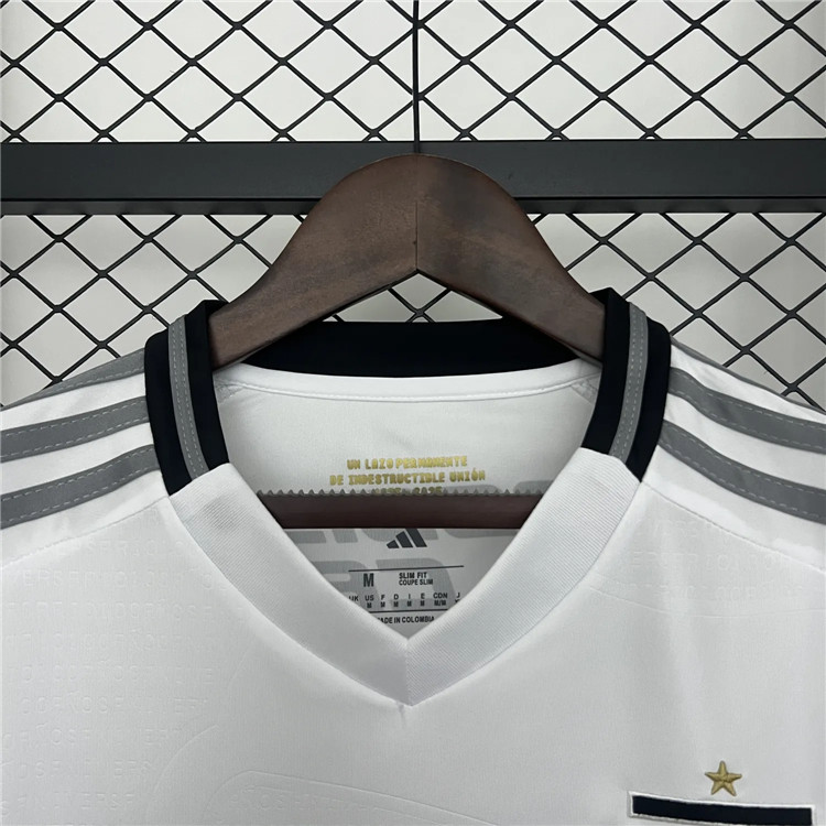 Durable 2526 Colo-Colo Soccer Jersey Home Football Shirt