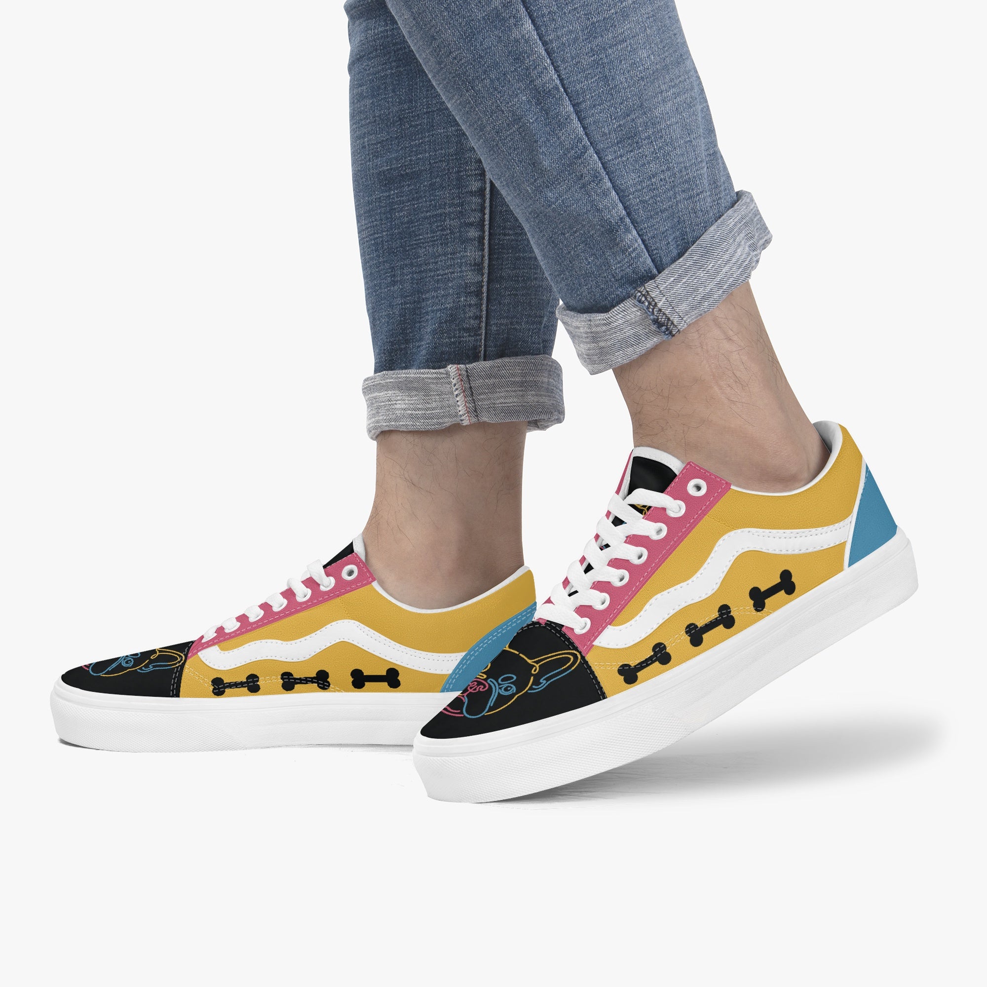 Riley - Trendy Low-Top Canvas Sneakers