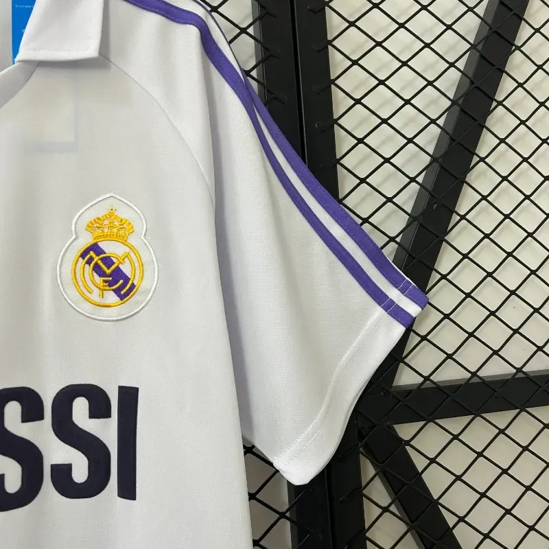 Cheap 1984-1985 Real Madrid Jersey retro kit