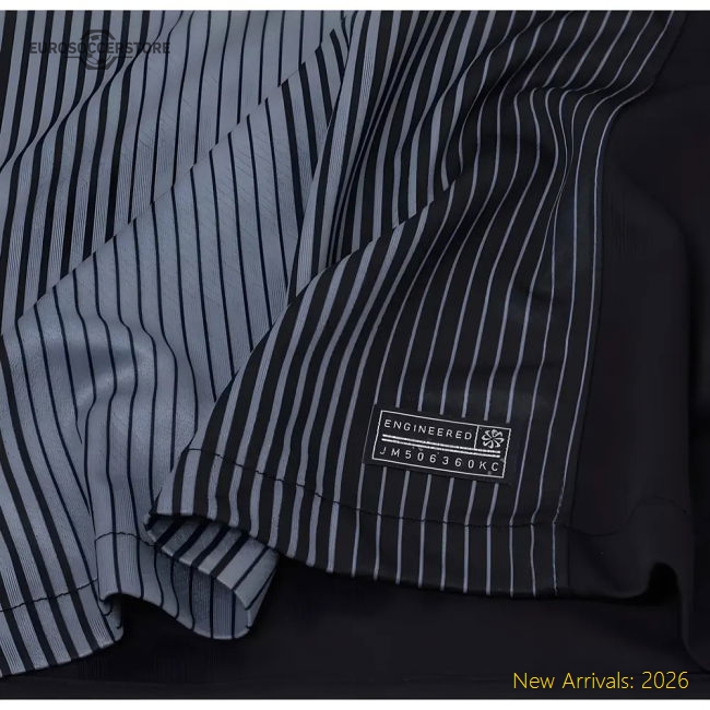 Official Genuine 2025-2026 Psg Goalkeeper Shirt (Black)