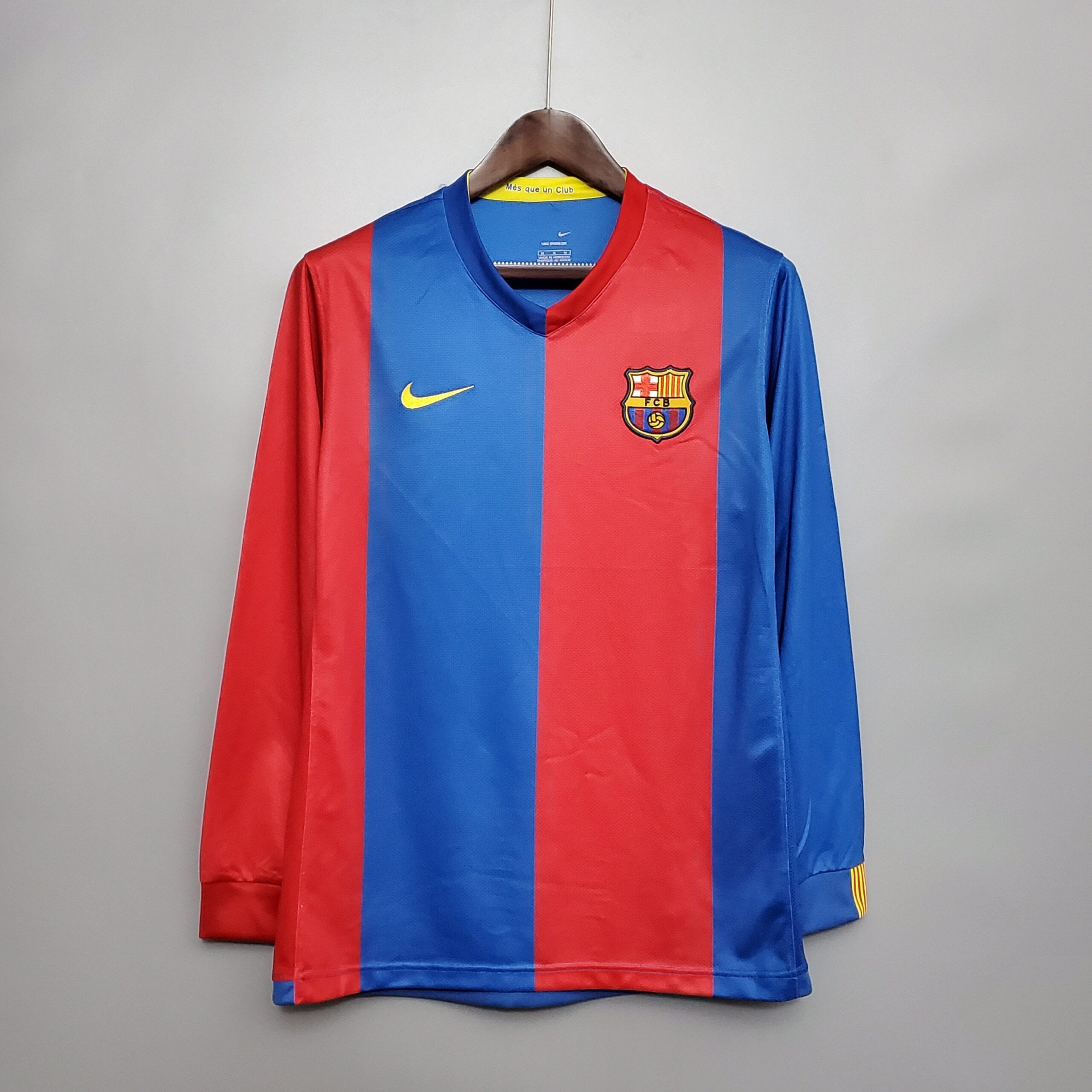 2006-2007 Barcelona Home retro kit long sleeve