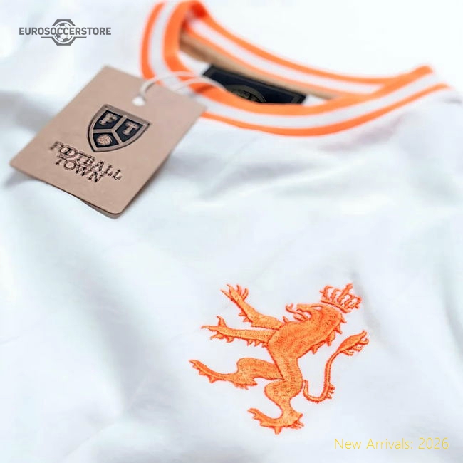 Vintage Holland De Leeuw White Soccer Supporter Jersey