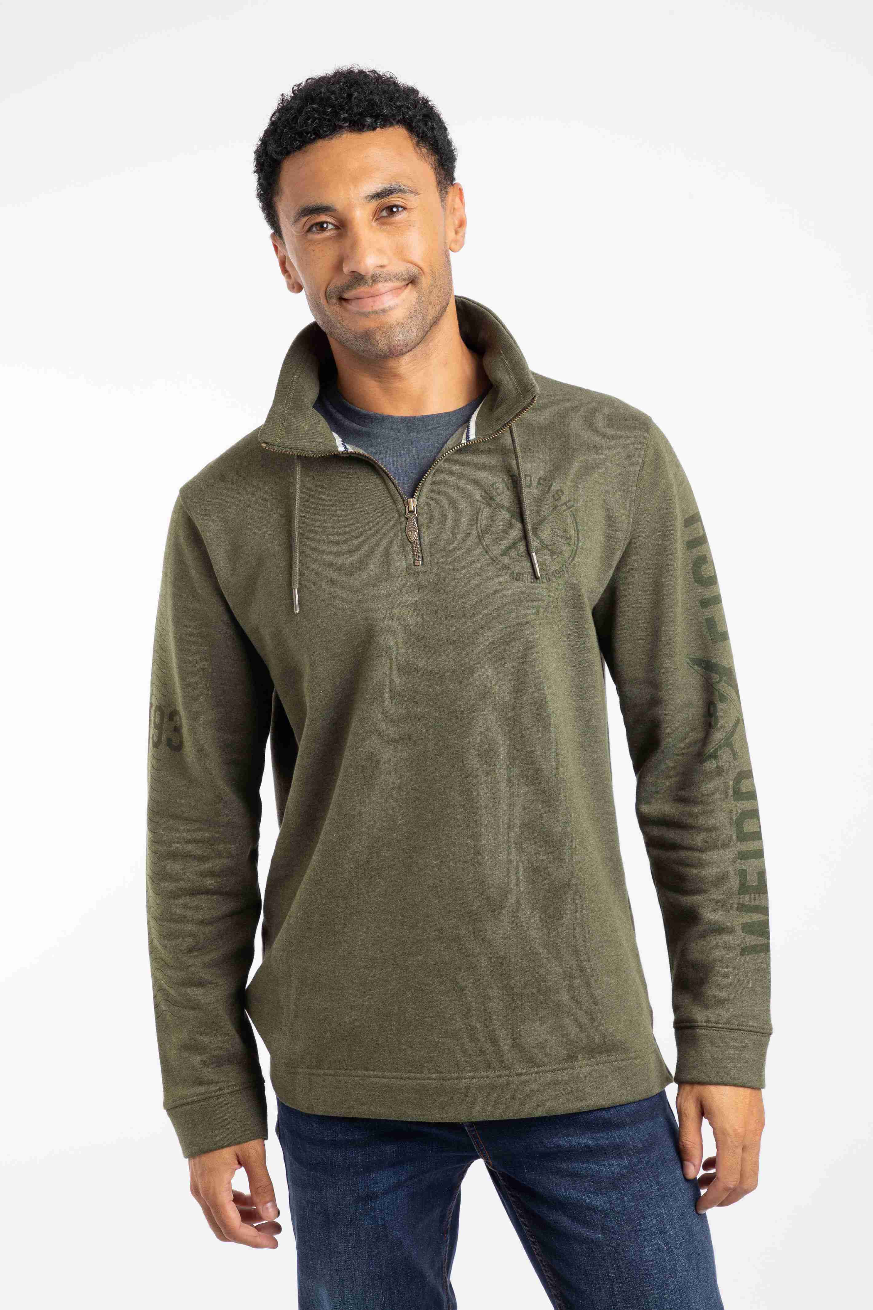 Oakville Graphic 1/4 Zip Sweatshirt Deep Lichen Green