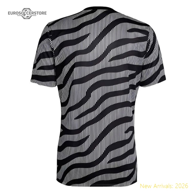 Match-Day High-Quality 2023-2024 Juventus Pre-Match Shirt (Black)