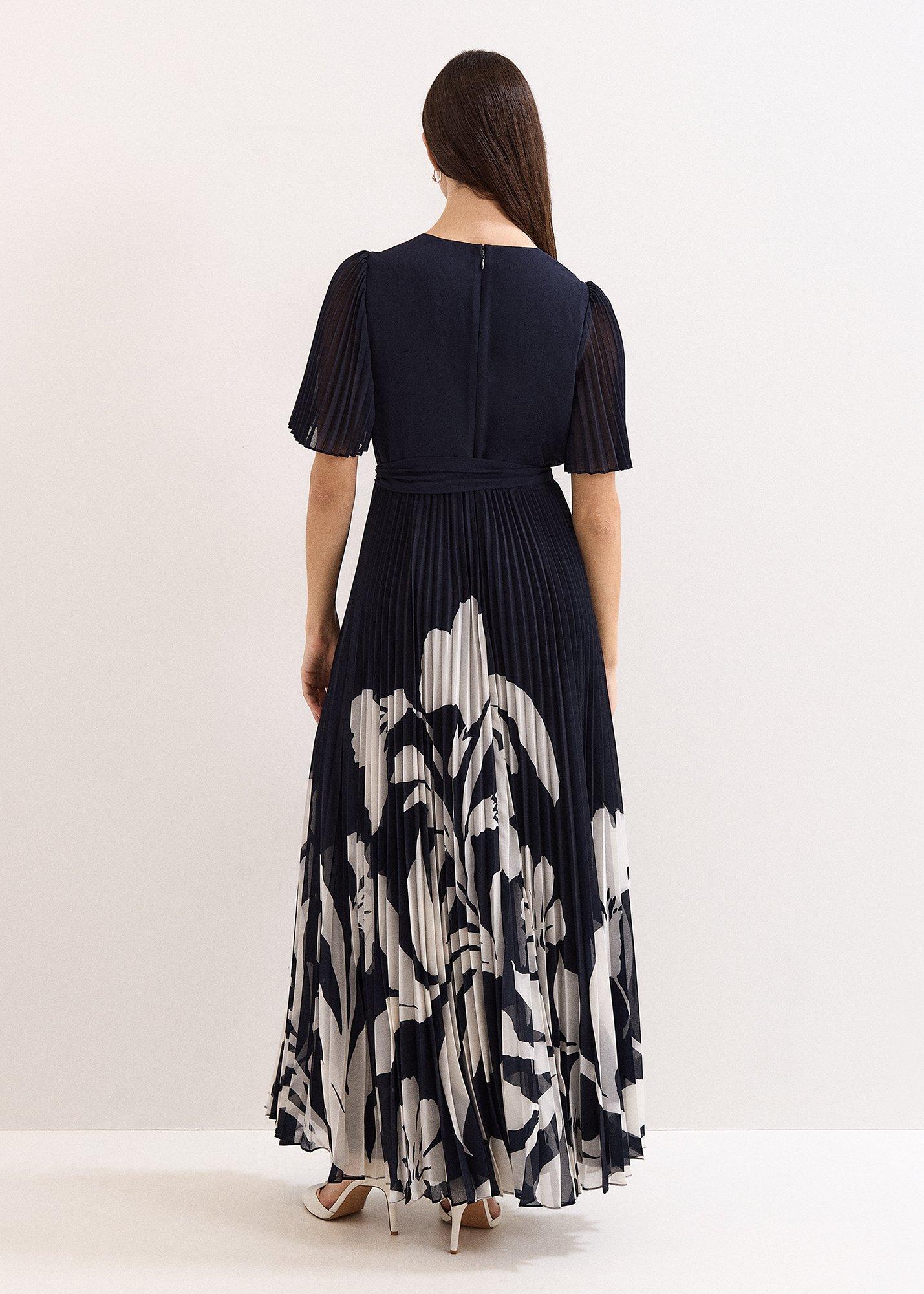 Petite Abigail Pleated Print Maxi Dress