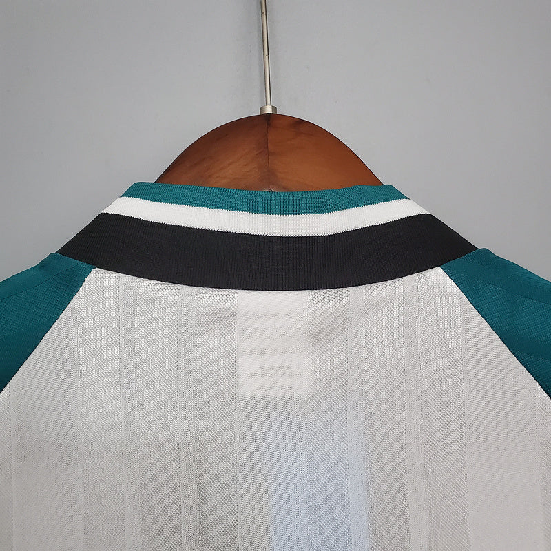 1993/95 Liverpool away