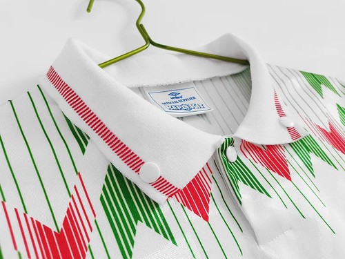 Official 1990 International Jersey Retro With Classic Design -