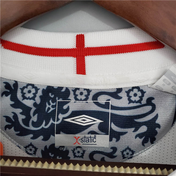Moisture Wicking 2006 England Home White Retro Soccer Jersey Football
